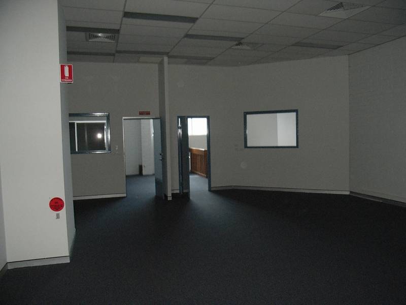 FIRST FLOOR OFFICE OR MEDICAL Picture 1