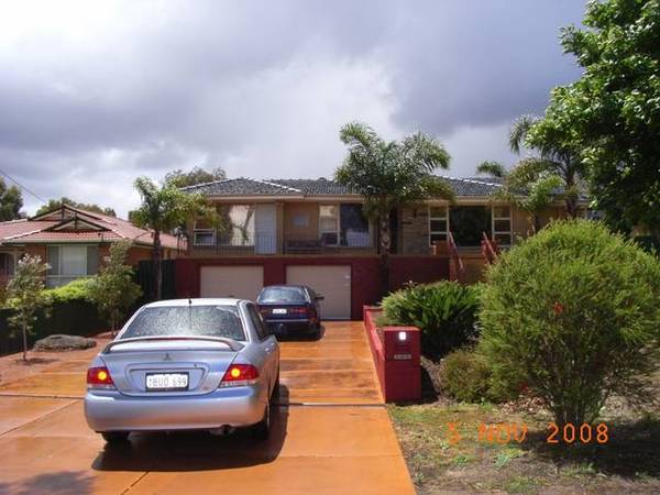 LEASED - POOL FOR SUMMER Picture 1