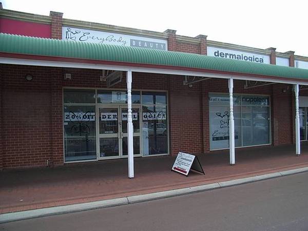 INTERNAL FITOUT ALREADY DONE Picture 1