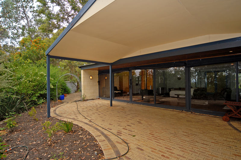 EXECUTIVE RESIDENCE Picture 1