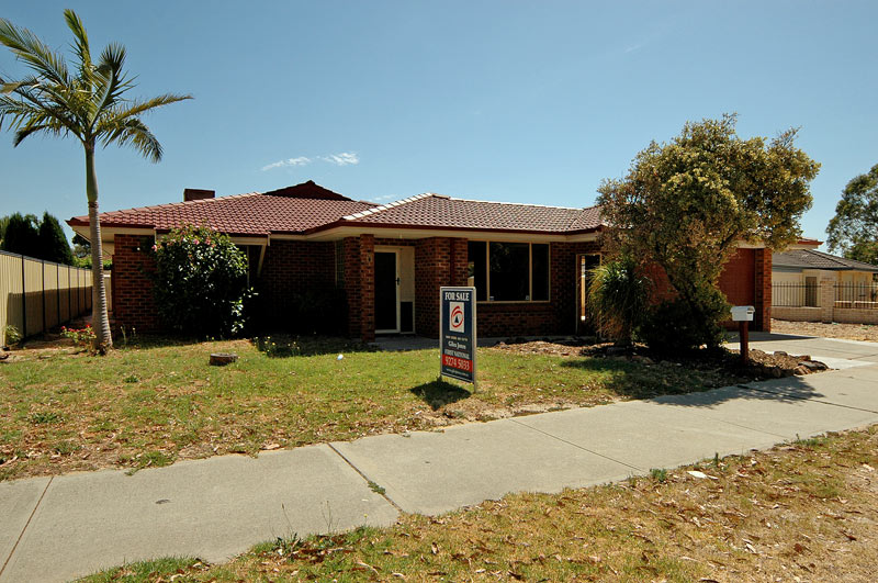 SECOND CHANCE Picture 1