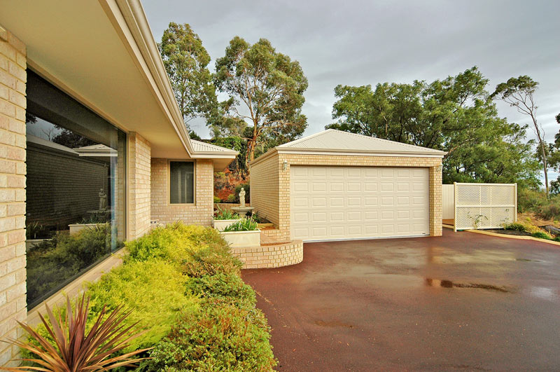 A CUT ABOVE THE REST..... Picture 1