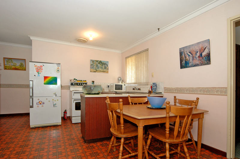 A TIDY INVESTMENT Picture 3