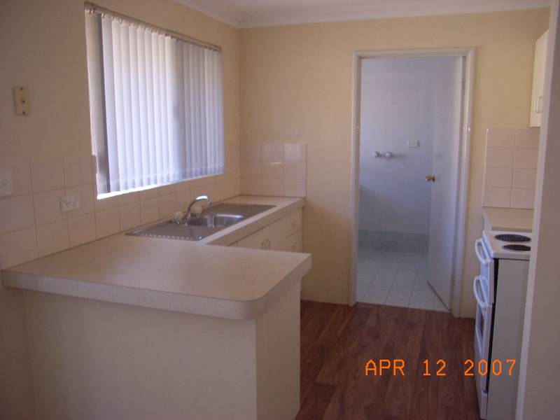 Close to all amenities Picture