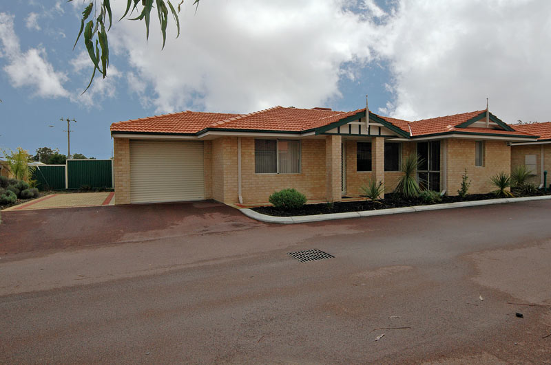 FANTASTIC INVESTMENT Picture 2