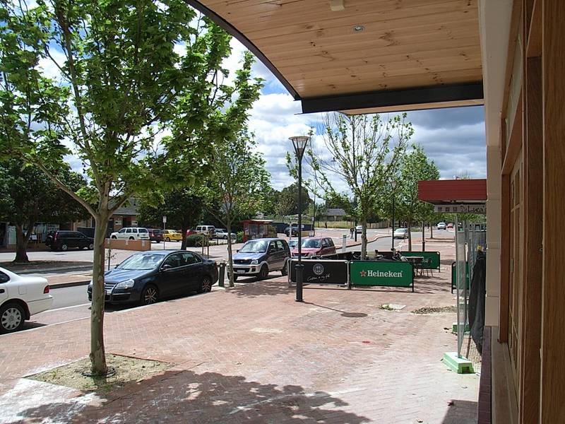 SETUP INCENTIVES AVAILABLE
FOR MIDLANDS UP AND COMING CAFE STRIP Picture 2