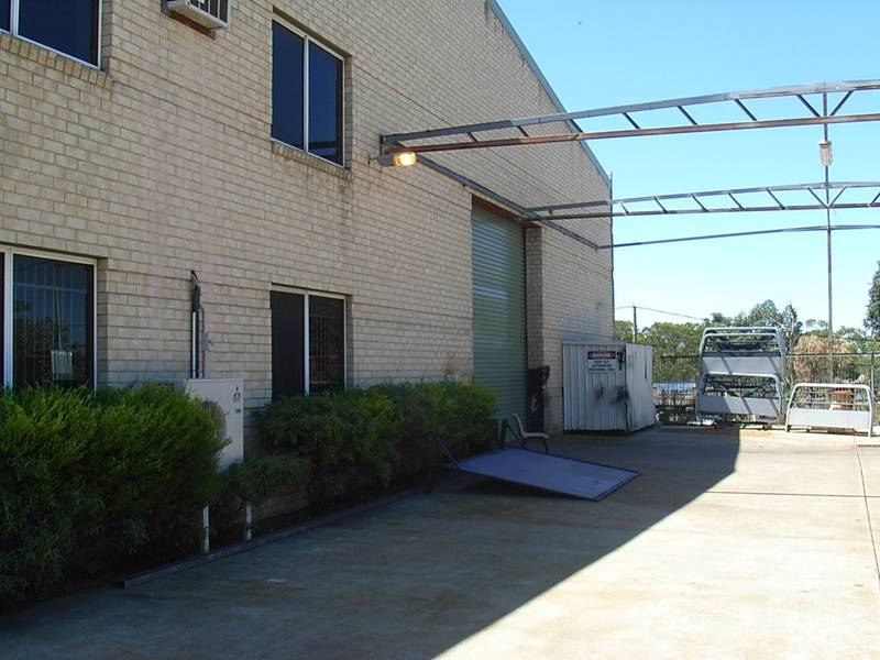 SUIT ENGINEERING FABRICATION Picture 2