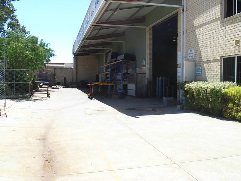 SUIT ENGINEERING FABRICATION Picture 3