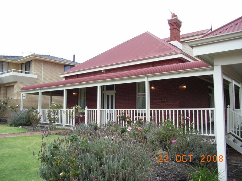 City Views!!
Viewing:
Monday 25th May @ 4.30pm Picture 1