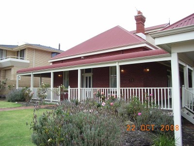 City Views!!
Viewing:
Monday 25th May @ 4.30pm Picture