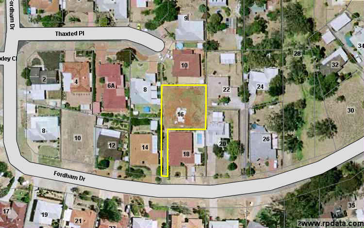 Large 906sqm Picture 3