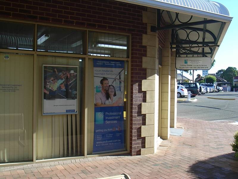 OFFICE SPACE Picture 3