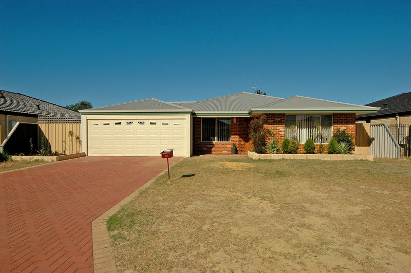 FAMILY ENTERTAINER Picture 1