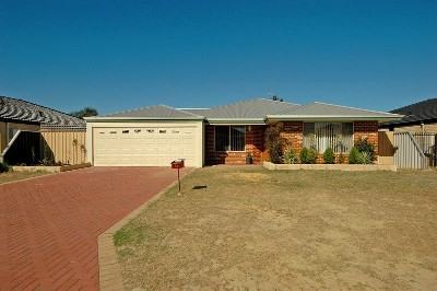 FAMILY ENTERTAINER Picture