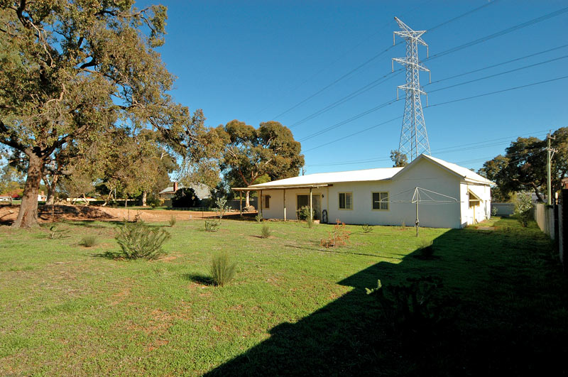 ROOM TO MOVE Picture 1