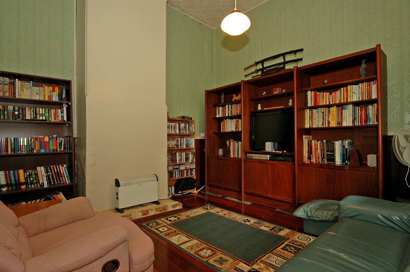 A TRUE CLASSIC FROM YESTER YEAR Picture 2