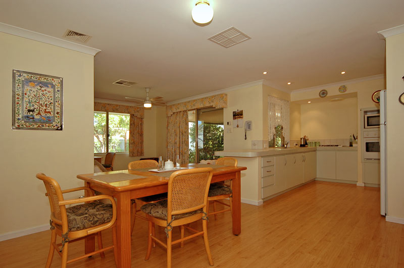 SECOND CHANCE Picture 1