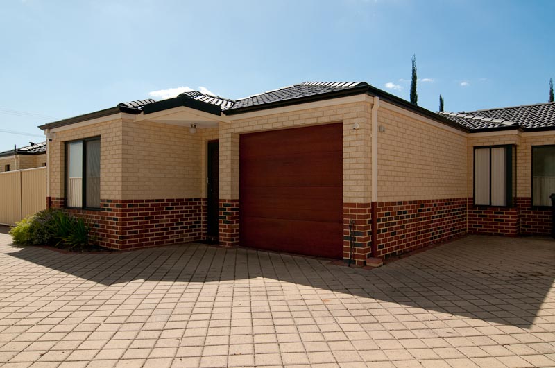 MIDLAND CENTRO Picture 1