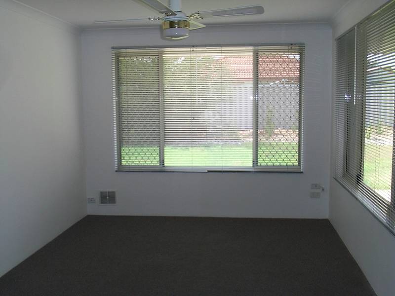 IDEAL FAMILY HOME Picture 3