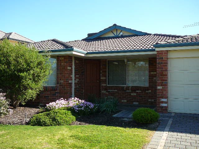 ROOM TO MOVE
viewing Today Friday 30.10.09 from 3.15 - 3.30pm sharp Picture 1