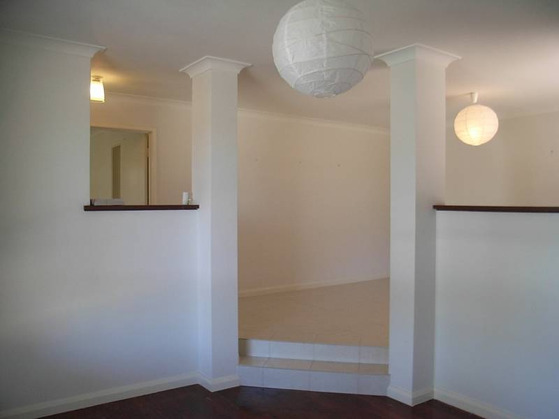 SPACIOUS & FULLY RENOVATED Picture 2