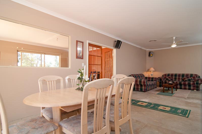 GREAT OPPORTUNITY Picture 3