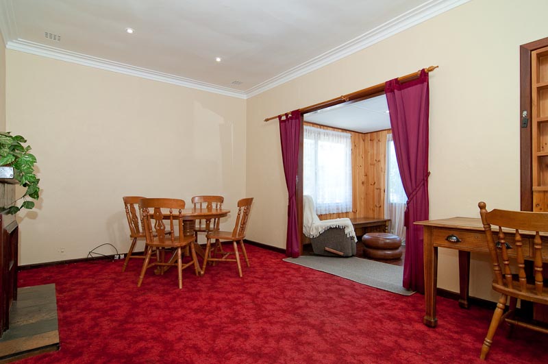 AFFORDABLE FAMILY HOME Picture 1