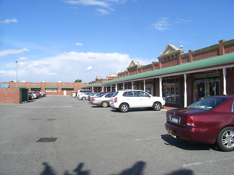 THE CRESCENT Picture 3