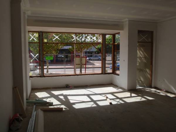 THE CRESCENT Picture