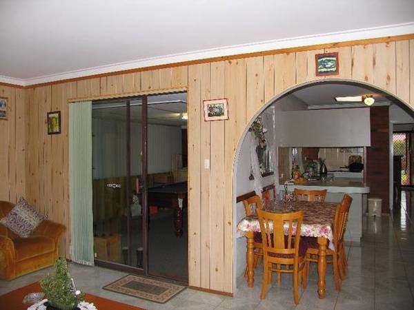 NEED A WORKSHOP OR TWO?? Picture 1