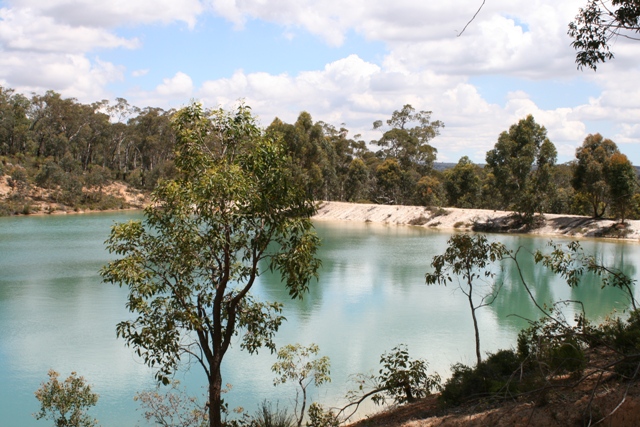 UNIQUE SUB-DIVISION Picture 2