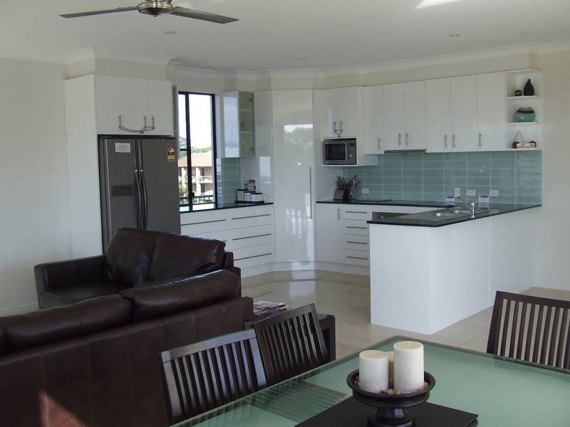 Look........Luxury & Location Picture 3