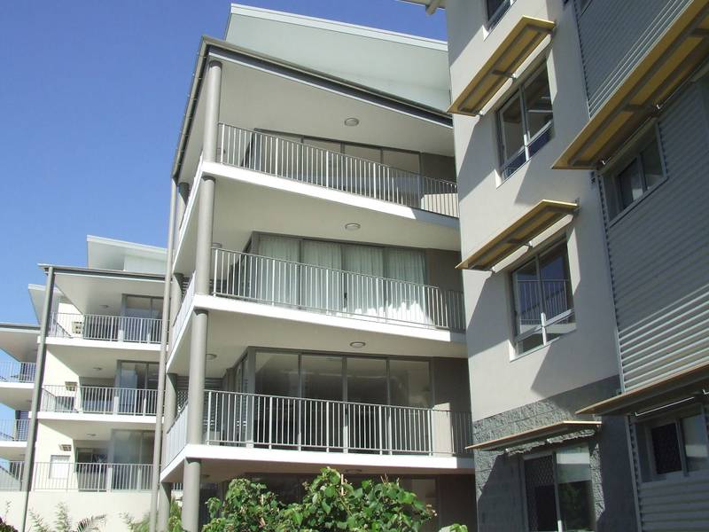 Executive
Bribie Living Picture 2