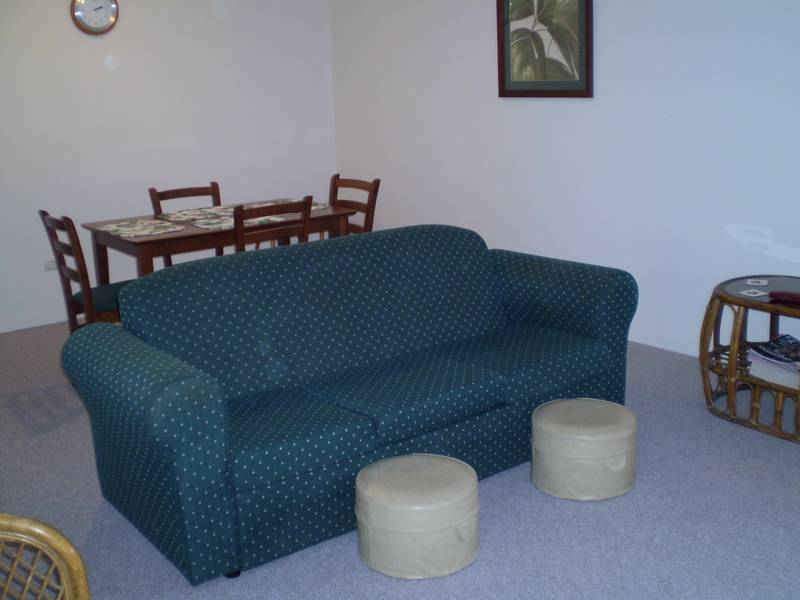 AIRCONDITIONED COMFORT WITH VIEWS Picture 2