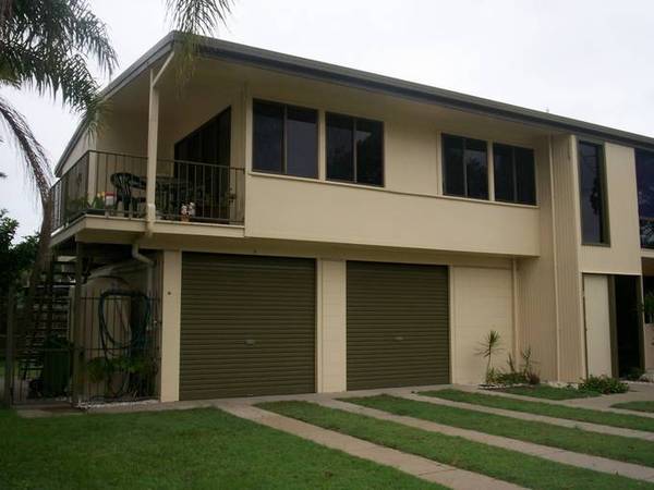 Peacefully Beachside Living Picture Peacefully Beachside Living Picture