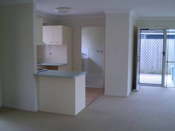 Peaceful Bribie Living Picture 2