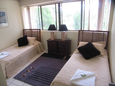 Balcony over Pool Picture Balcony over Pool Picture