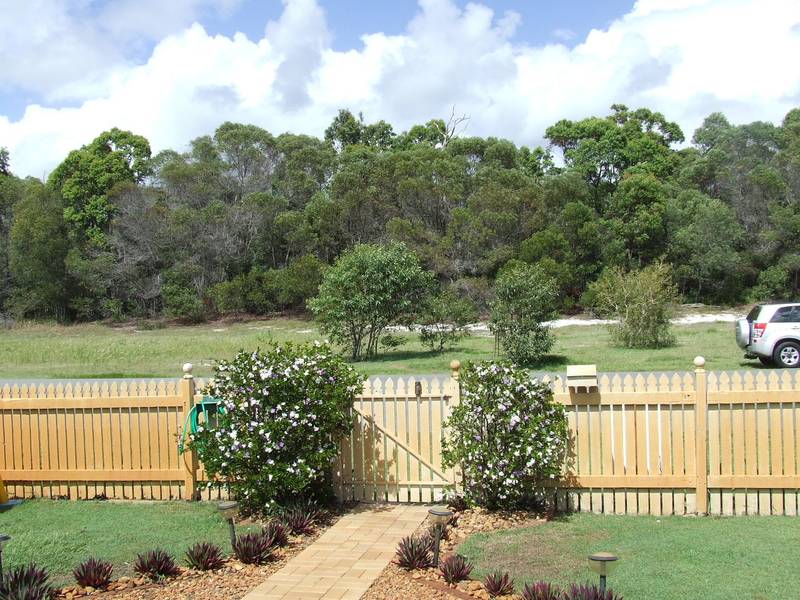 Tropical Retreat Handy To Surf & Golf Picture 2