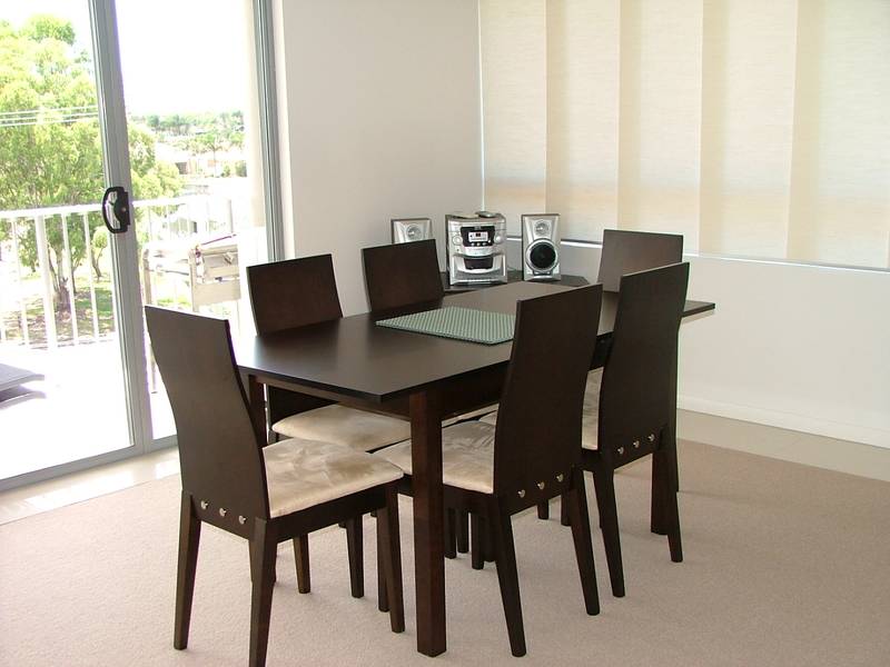 ON THE BAY NEW WATERFRONT UNIT Picture 3