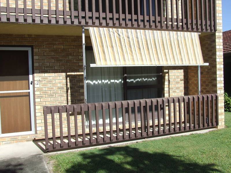 Ideal Location - 170m to Waterfront Picture 1