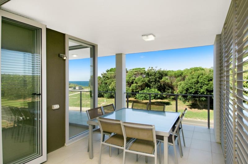 PERFECT ASPECT, SUPERB FINISHES - PERMANENT RENTAL Picture 2