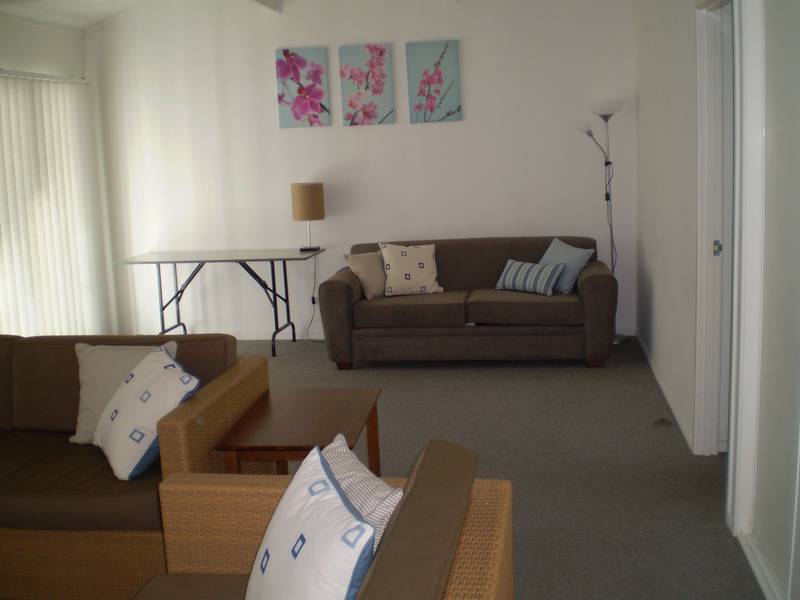 Waterfront Retreat Picture 2