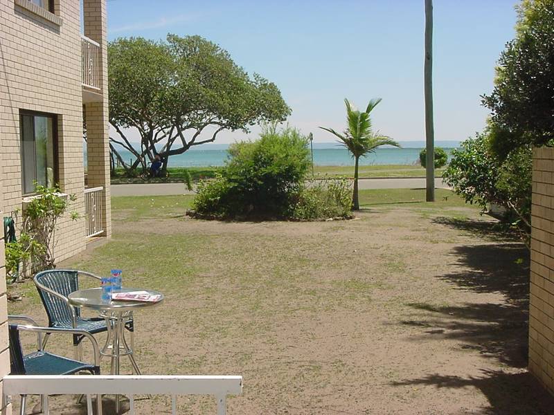 TWO BEDROOM GROUND FLOOR WATERFRONT UNIT Picture 3