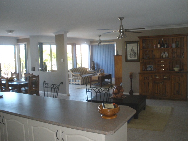 Enjoy Summer By The Pool Picture 3