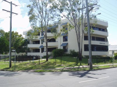 EVERYTHING YOU NEED AND A POOL Picture EVERYTHING YOU NEED AND A POOL Picture