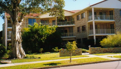 VERY SPACIOUS UNIT WITH GREAT WATER VIEWS Picture 1