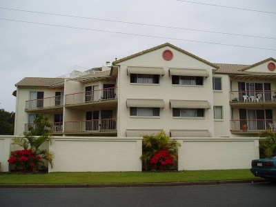 FAIRWAYS ON BRIBIE GREAT GOLFING HOLIDAY Picture