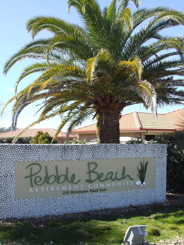 Freehold & Freestanding Picture 2