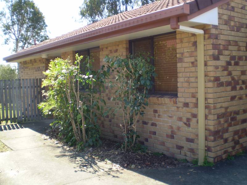 Bongaree Duplex Picture 1