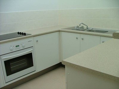 Townhouse close to shops and Waterfront Picture